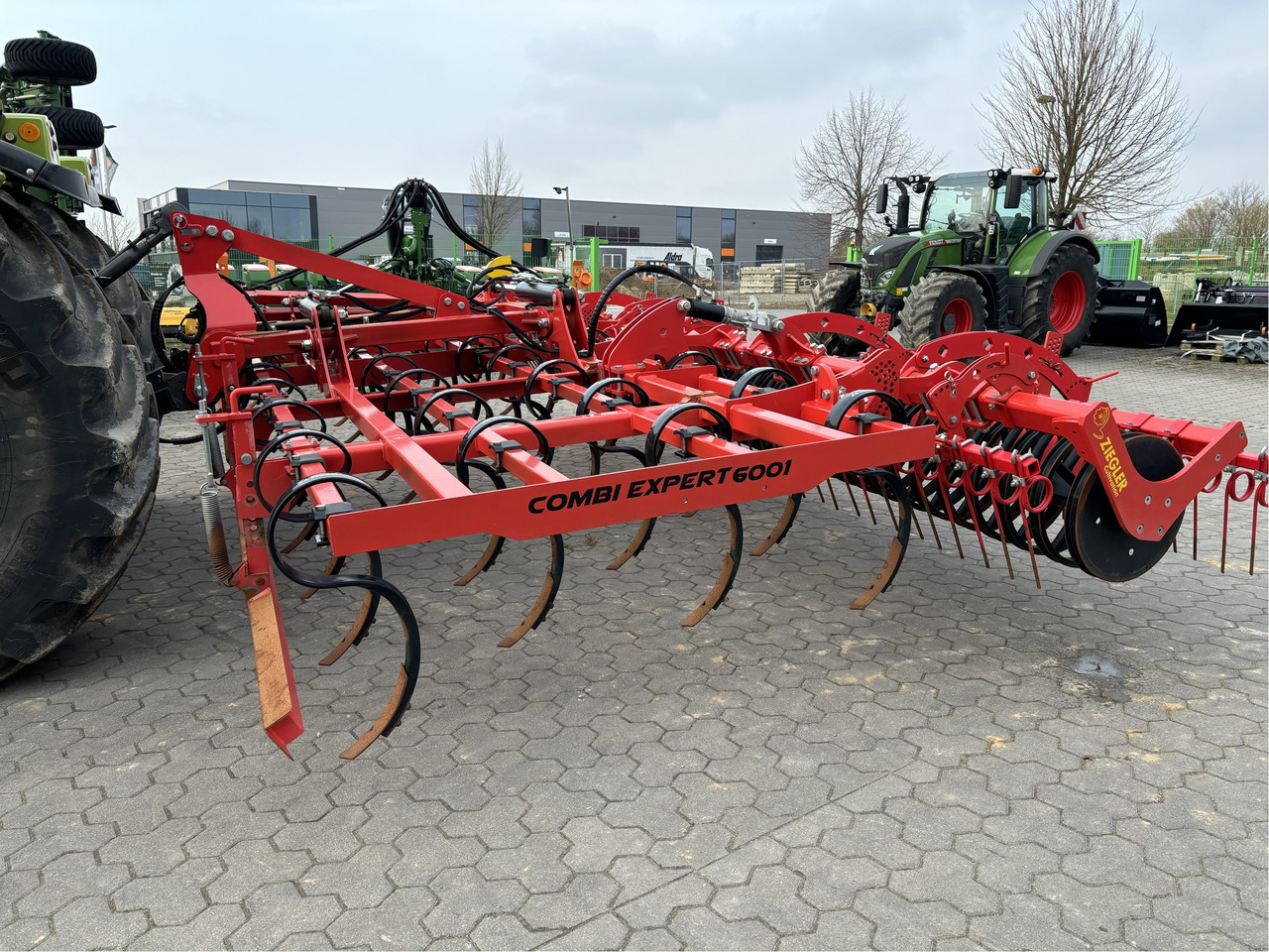 Ziegler Combi Expert 6001 Grubber - Kultivátor: 1 kép. Ziegler Combi Expert 6001 Grubber - Kultivátor: 1 kép.
