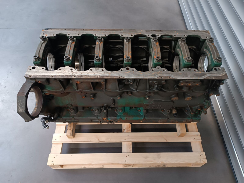 DAF XF105 - Motorblokk - Teherautó: 4 kép. DAF XF105 - Motorblokk - Teherautó: 4 kép.