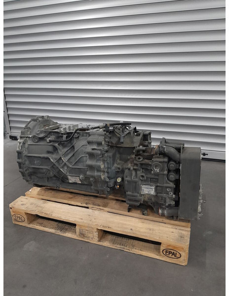 DAF XF106 - XF 106 - Sebességváltó - Teherautó: 5 kép. DAF XF106 - XF 106 - Sebességváltó - Teherautó: 5 kép.