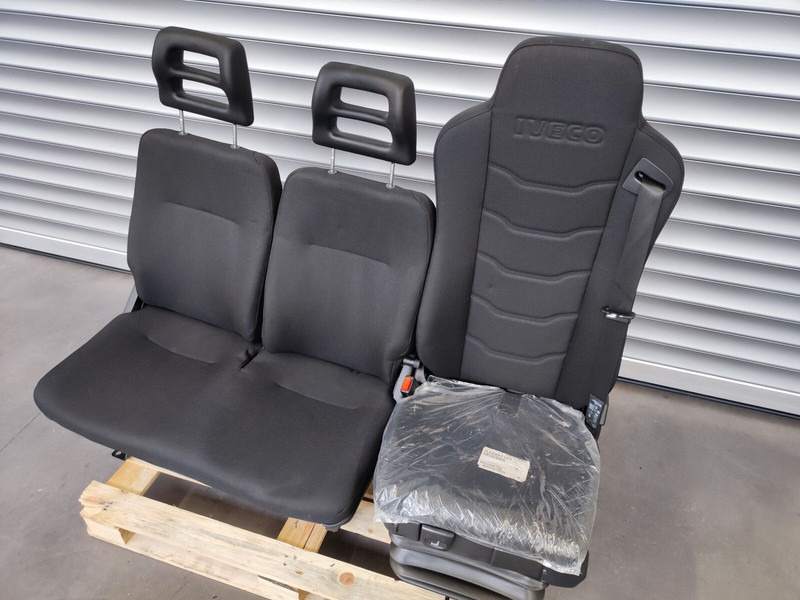 Iveco Complete 3 - Ülés - Teherautó: 2 kép. Iveco Complete 3 - Ülés - Teherautó: 2 kép.