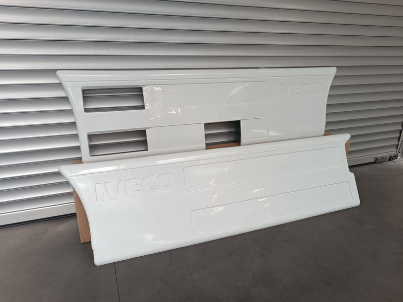 Iveco Fairings - Sideskirts - Lökhárító - Teherautó: 3 kép. Iveco Fairings - Sideskirts - Lökhárító - Teherautó: 3 kép.