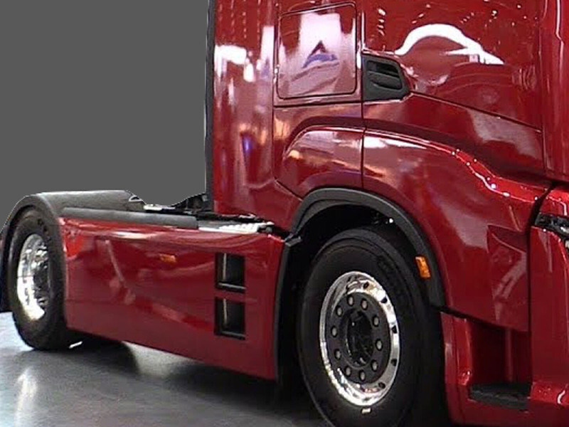 Iveco S WAY EURO 6 Sideskirts / Fairings - Légterelő - Teherautó: 4 kép. Iveco S WAY EURO 6 Sideskirts / Fairings - Légterelő - Teherautó: 4 kép.
