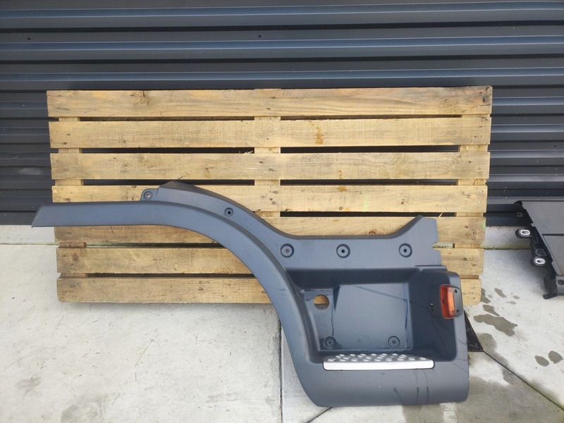 MAN TGM TGL - Fülke és belső tér - Teherautó: 1 kép. MAN TGM TGL - Fülke és belső tér - Teherautó: 1 kép.