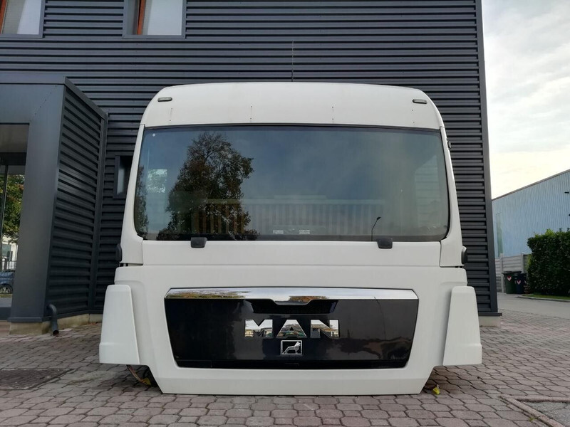 MAN TGX XLX EURO 5 - Fülke és belső tér - Teherautó: 2 kép. MAN TGX XLX EURO 5 - Fülke és belső tér - Teherautó: 2 kép.