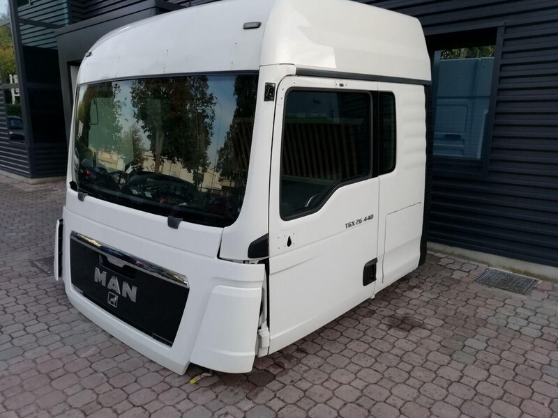 MAN TGX XLX EURO 5 - Fülke és belső tér - Teherautó: 3 kép. MAN TGX XLX EURO 5 - Fülke és belső tér - Teherautó: 3 kép.