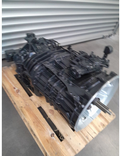 MAN ZF Ecosplit 4 - Sebességváltó - Teherautó: 2 kép. MAN ZF Ecosplit 4 - Sebességváltó - Teherautó: 2 kép.