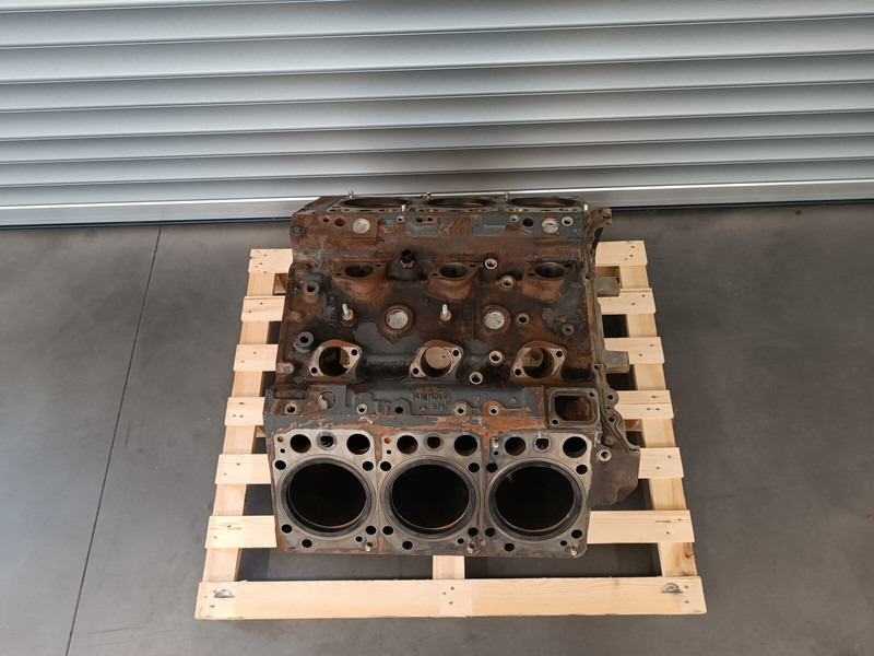 Mercedes-Benz Actros, Arocs, Axor - Motorblokk - Teherautó: 2 kép. Mercedes-Benz Actros, Arocs, Axor - Motorblokk - Teherautó: 2 kép.