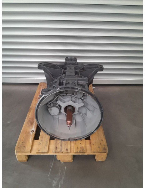 Sebességváltó - Teherautó Mercedes-Benz G281-12: 9 kép. Sebességváltó - Teherautó Mercedes-Benz G281-12: 9 kép.