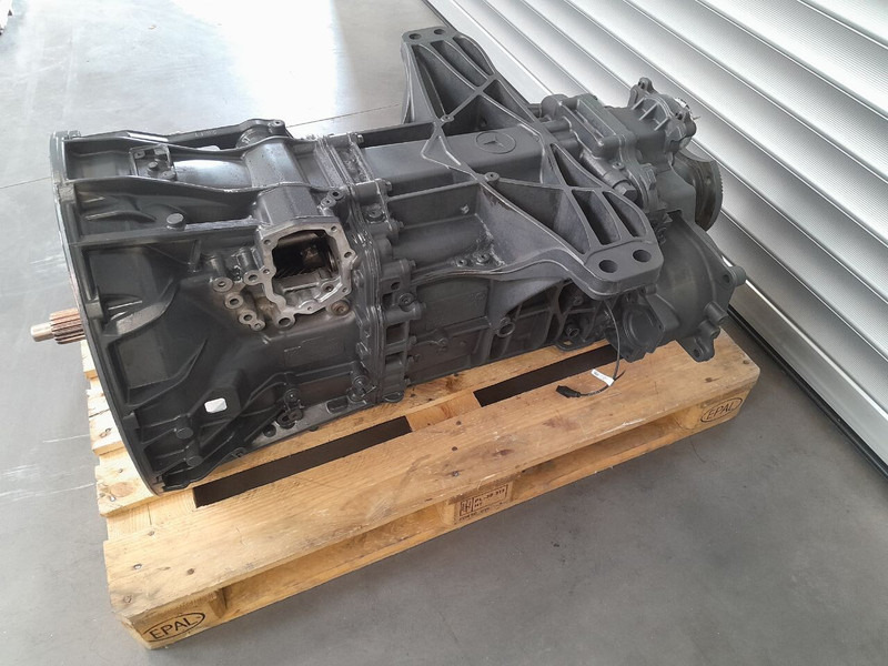 Mercedes-Benz G281-12 - Sebességváltó - Teherautó: 5 kép. Mercedes-Benz G281-12 - Sebességváltó - Teherautó: 5 kép.