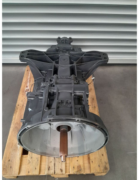 Sebességváltó - Teherautó Mercedes-Benz G281-12: 7 kép. Sebességváltó - Teherautó Mercedes-Benz G281-12: 7 kép.