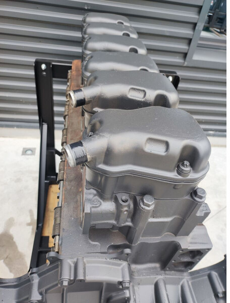 Scania DC13 - Motor - Teherautó: 4 kép. Scania DC13 - Motor - Teherautó: 4 kép.