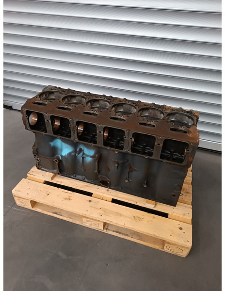 Scania - Motorblokk: 5 kép. Scania - Motorblokk: 5 kép.