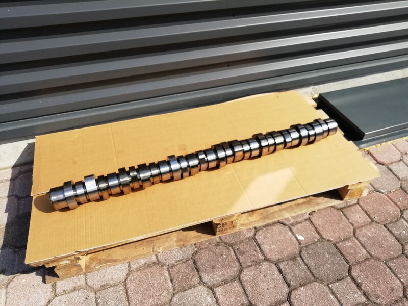 Volvo D13 - Vezérműtengely - Teherautó: 2 kép. Volvo D13 - Vezérműtengely - Teherautó: 2 kép.