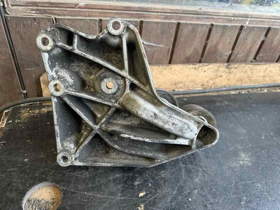 MERCEDES BRACKET A4712344340 - Alkatrész - Busz: 2 kép. MERCEDES BRACKET A4712344340 - Alkatrész - Busz: 2 kép.