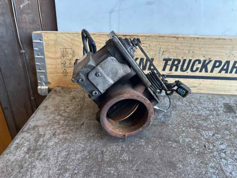DAF ENGINE BRAKE 1952320 - Motor és alkatrészek - Teherautó: 2 kép. DAF ENGINE BRAKE 1952320 - Motor és alkatrészek - Teherautó: 2 kép.