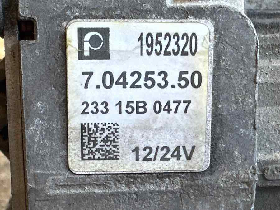DAF ENGINE BRAKE 1952320 - Motor és alkatrészek - Teherautó: 3 kép. DAF ENGINE BRAKE 1952320 - Motor és alkatrészek - Teherautó: 3 kép.