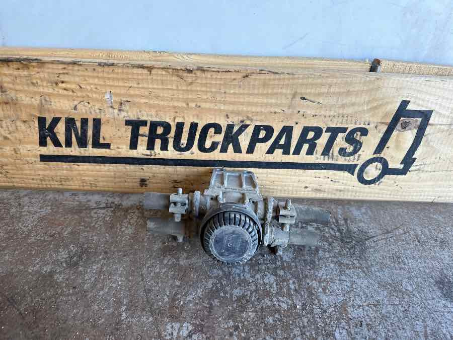 EKERI WABCO VALVE 9735000510 - Szelep - Pótkocsi: 1 kép. EKERI WABCO VALVE 9735000510 - Szelep - Pótkocsi: 1 kép.