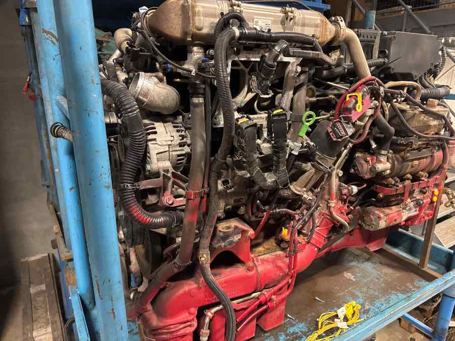 MAN ENGINE D3876 LF01 560 HP - Motor - Teherautó: 3 kép. MAN ENGINE D3876 LF01 560 HP - Motor - Teherautó: 3 kép.