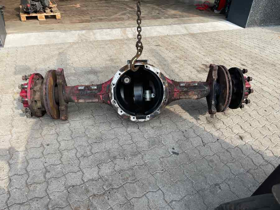 MAN REAR AXLE HYD-1370-04 // 81.35401-5801 - Tengely és alkatrészek - Teherautó: 1 kép. MAN REAR AXLE HYD-1370-04 // 81.35401-5801 - Tengely és alkatrészek - Teherautó: 1 kép.