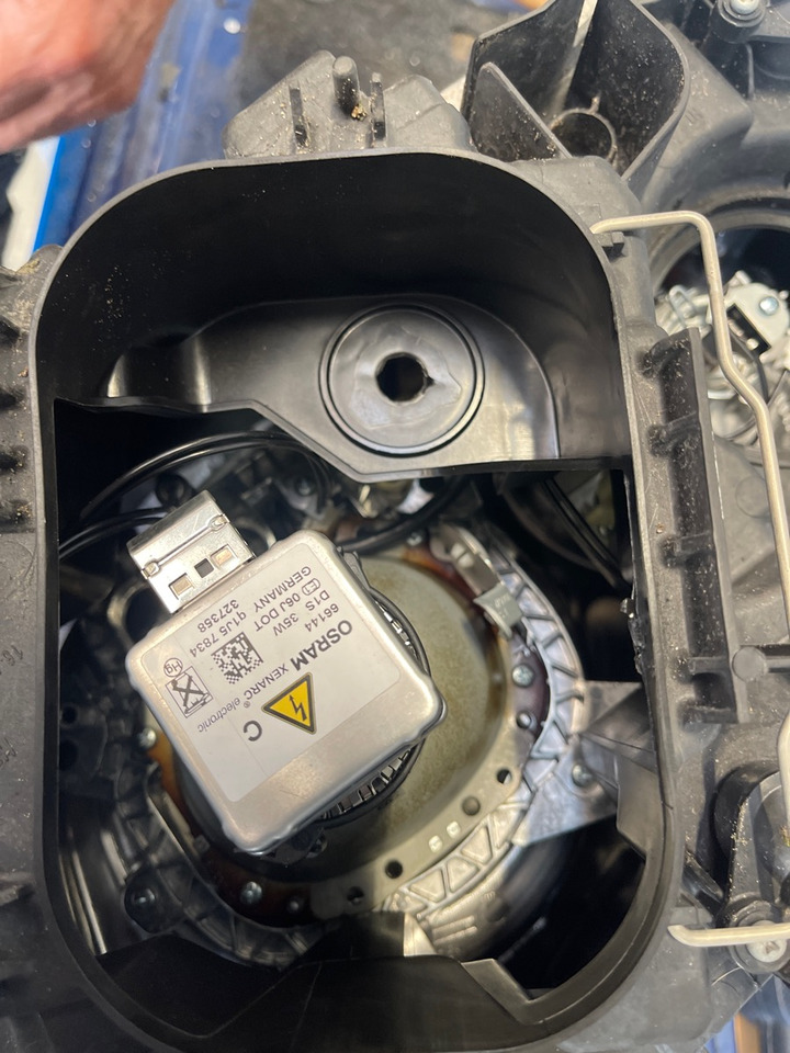 MERCEDES XENON LAMP A9618207761 - Lámpá/ Világítás - Teherautó: 4 kép. MERCEDES XENON LAMP A9618207761 - Lámpá/ Világítás - Teherautó: 4 kép.