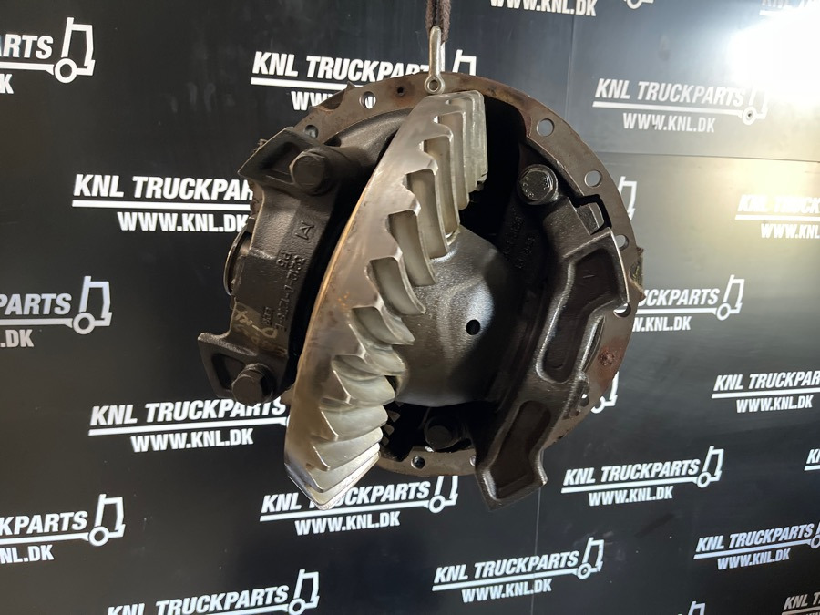 RENAULT  RSS1344C 2.85 - Differenciálmű - Teherautó: 2 kép. RENAULT  RSS1344C 2.85 - Differenciálmű - Teherautó: 2 kép.