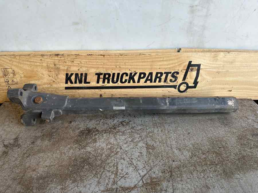 SCANIA BRACKET AND BEAM 2602065 + 2602067 - Keret/ Alváz - Teherautó: 1 kép. SCANIA BRACKET AND BEAM 2602065 + 2602067 - Keret/ Alváz - Teherautó: 1 kép.