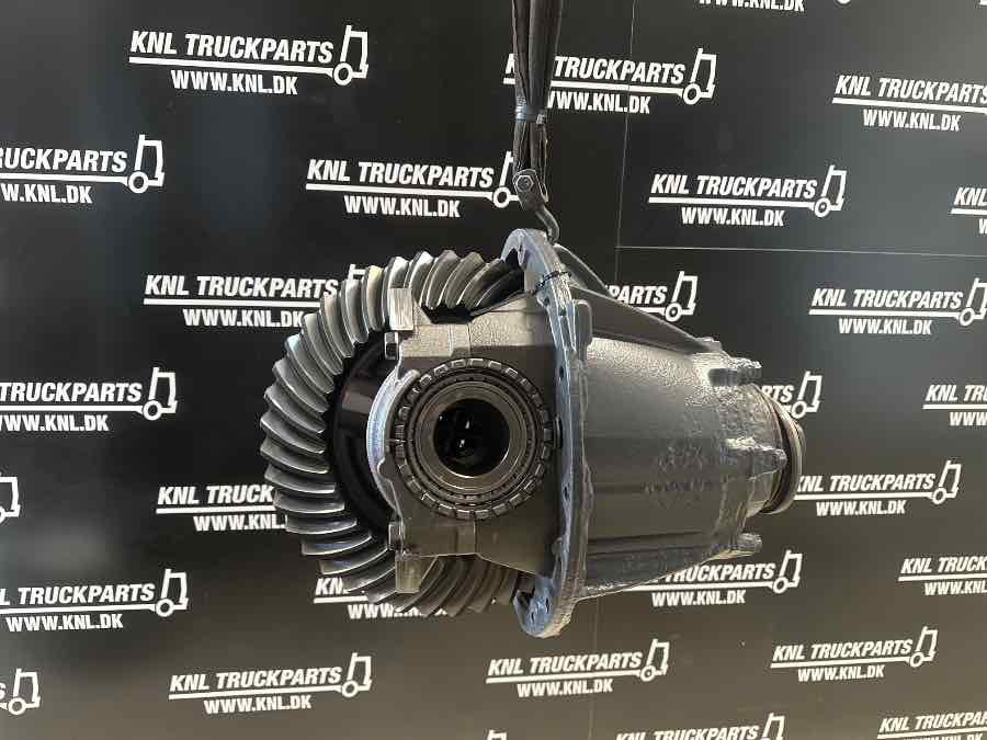 SCANIA DIFF R885 - 3.23 // 2300436 - Differenciálmű - Teherautó: 1 kép. SCANIA DIFF R885 - 3.23 // 2300436 - Differenciálmű - Teherautó: 1 kép.