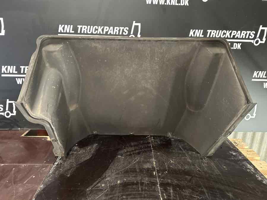 SCANIA FAN SHROUD 2496023 - Hűtőrendszer - Teherautó: 1 kép. SCANIA FAN SHROUD 2496023 - Hűtőrendszer - Teherautó: 1 kép.