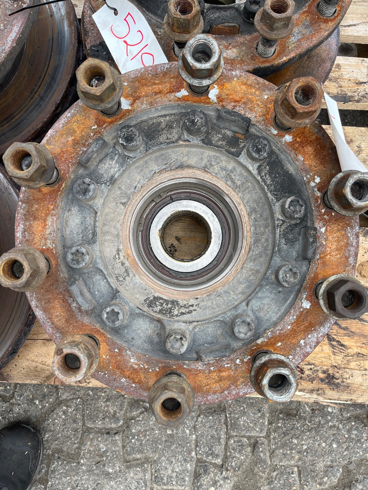 SCANIA FRONT HUB 2296959 - Szabadonfutó agy - Teherautó: 1 kép. SCANIA FRONT HUB 2296959 - Szabadonfutó agy - Teherautó: 1 kép.