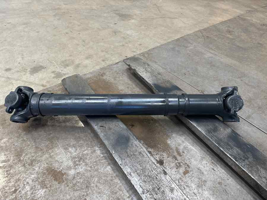 SCANIA PROPSHAFT P500 1758537 - Kardántengely - Teherautó: 1 kép. SCANIA PROPSHAFT P500 1758537 - Kardántengely - Teherautó: 1 kép.