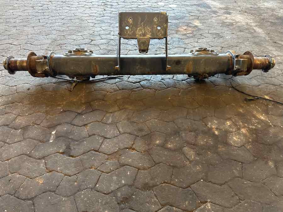 SCANIA TAG AXLE A600SA 2188375 - Tengely és alkatrészek - Teherautó: 2 kép. SCANIA TAG AXLE A600SA 2188375 - Tengely és alkatrészek - Teherautó: 2 kép.