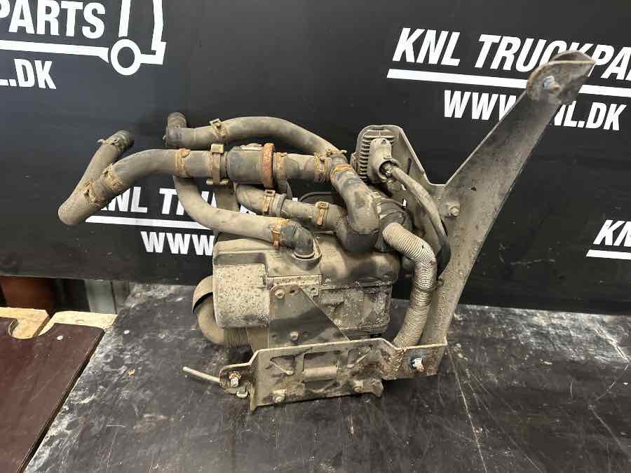 SCANIA WATER HEATER 3034224 - Hűtőrendszer - Teherautó: 2 kép. SCANIA WATER HEATER 3034224 - Hűtőrendszer - Teherautó: 2 kép.