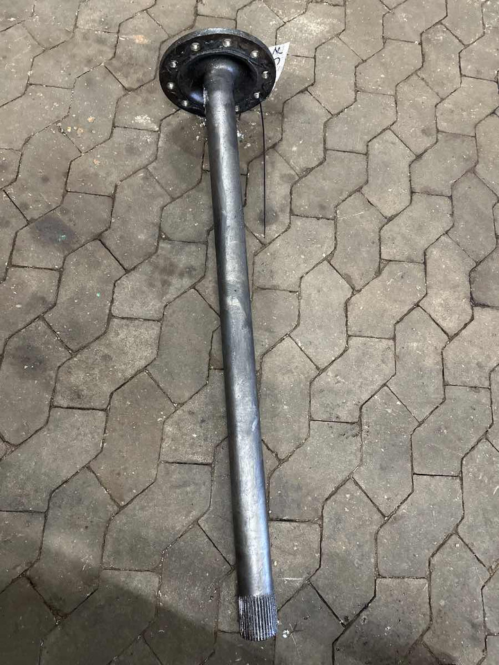 SETRA / MERCEDES DRIVE SHAFT A9483571001 - Féltengely - Busz: 2 kép. SETRA / MERCEDES DRIVE SHAFT A9483571001 - Féltengely - Busz: 2 kép.