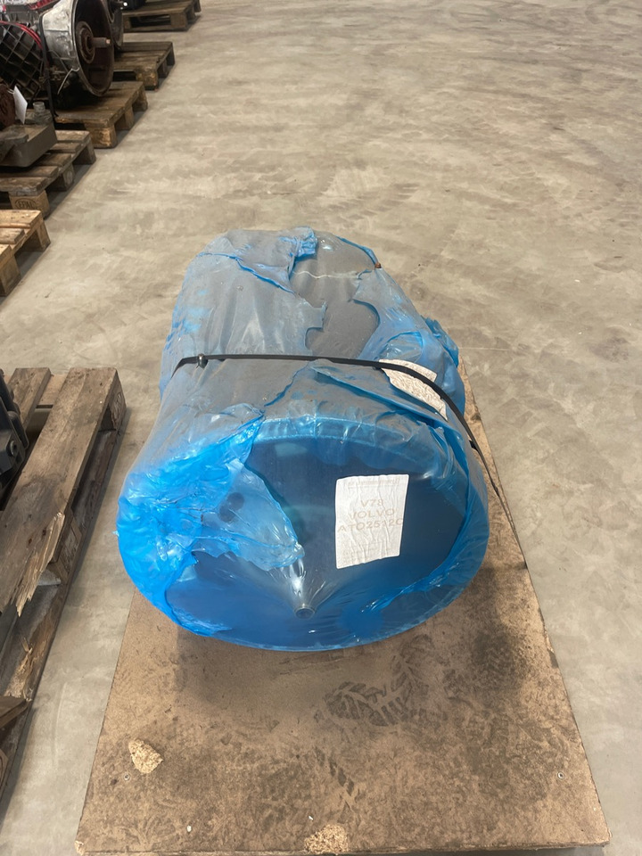 VOLVO ATO2512C - Sebességváltó - Teherautó: 1 kép. VOLVO ATO2512C - Sebességváltó - Teherautó: 1 kép.