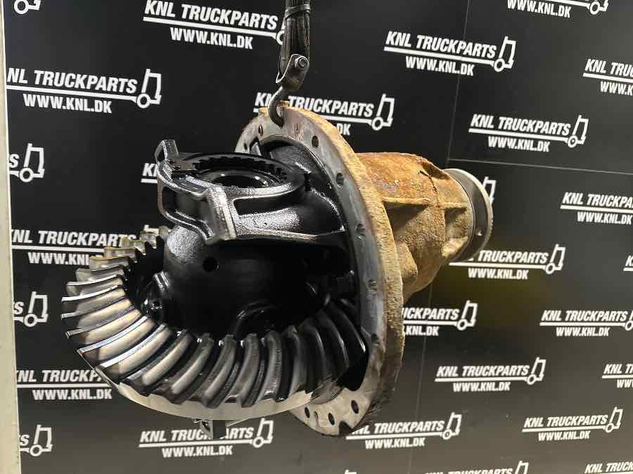 VOLVO DIFF RSS1360 - 2.85 // 22038829 - Differenciálmű - Teherautó: 2 kép. VOLVO DIFF RSS1360 - 2.85 // 22038829 - Differenciálmű - Teherautó: 2 kép.