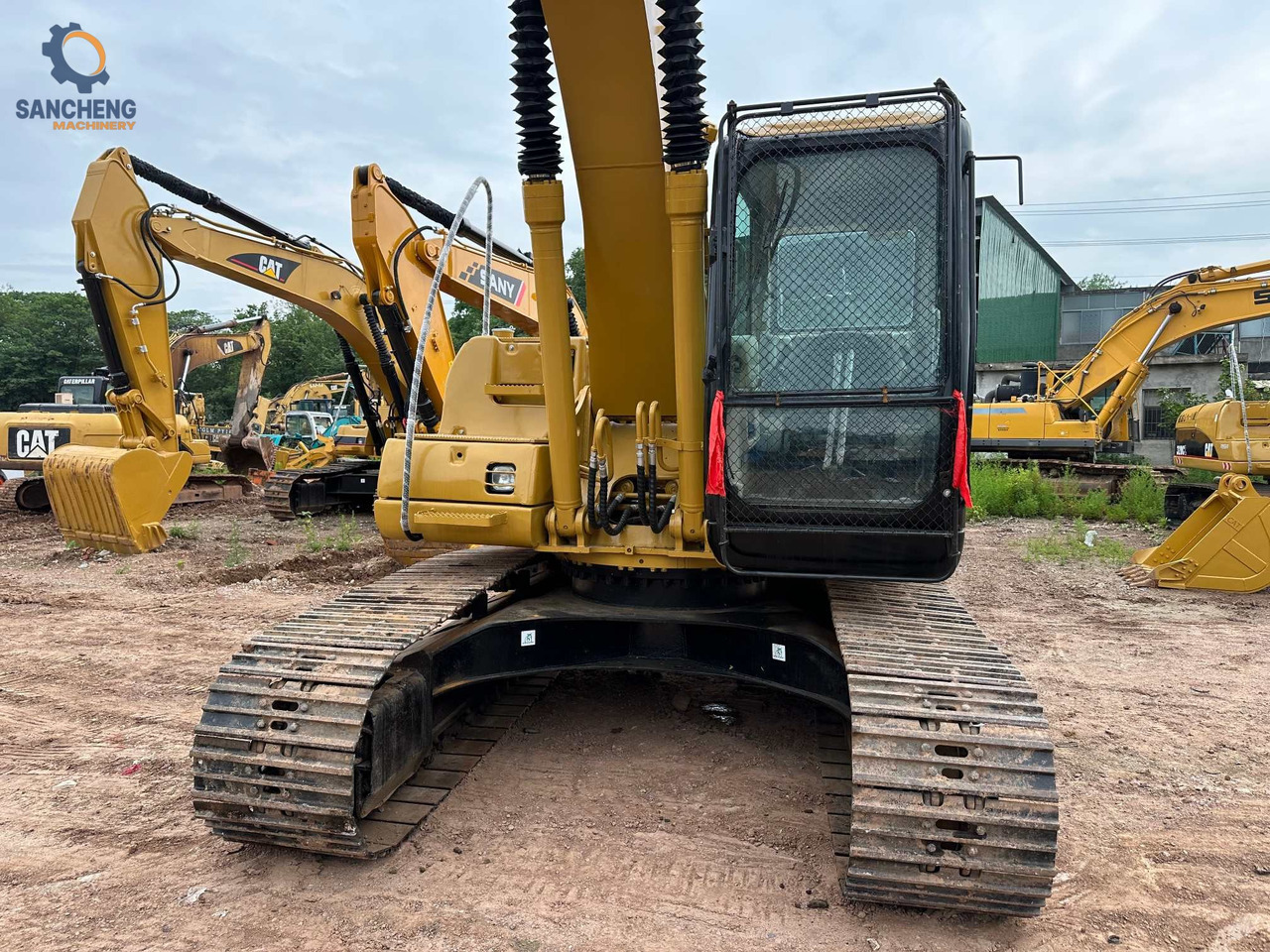 CAT 320CL - Lánctalpas kotró: 5 kép. CAT 320CL - Lánctalpas kotró: 5 kép.