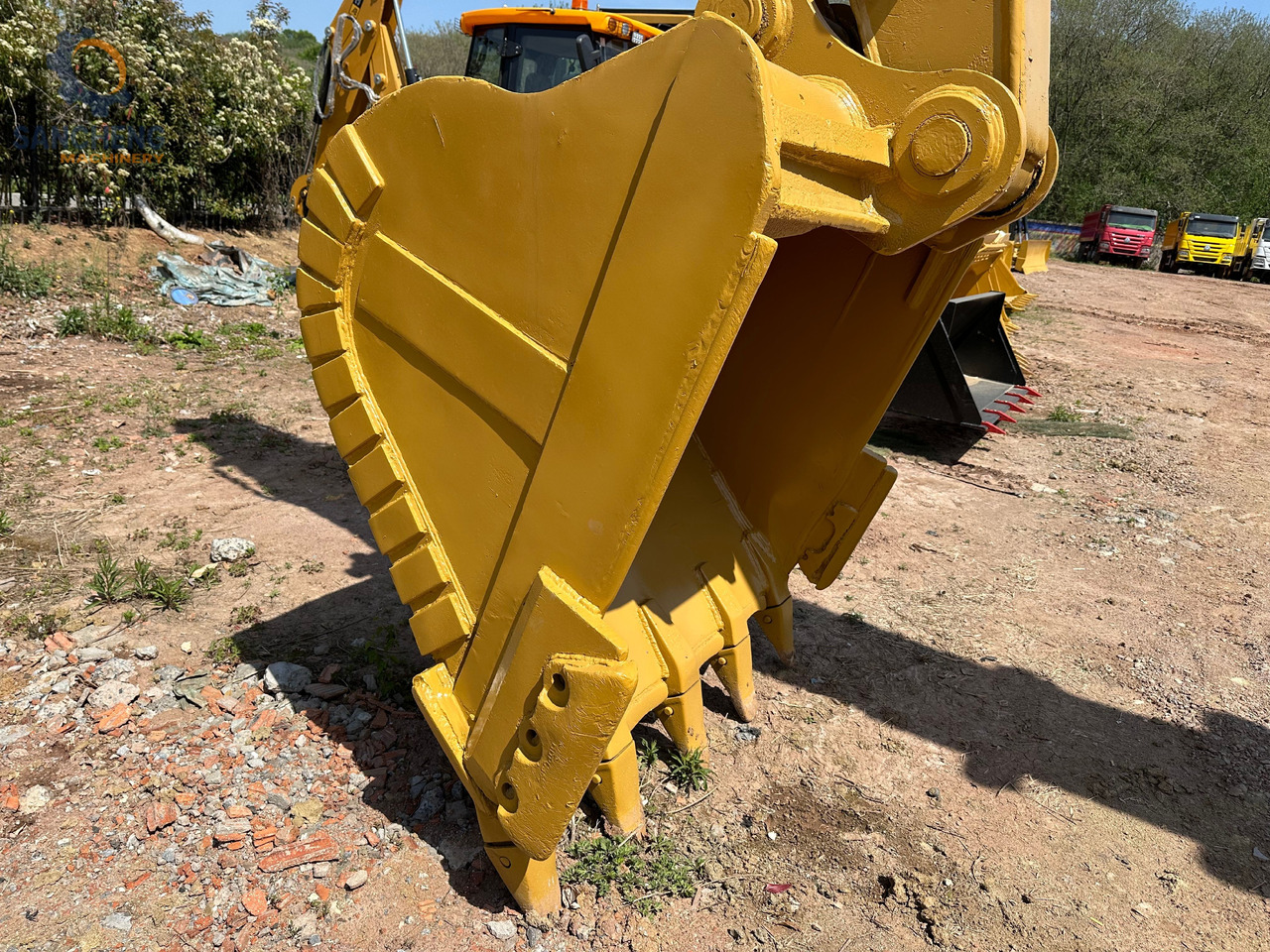 CAT 330CL - Lánctalpas kotró: 5 kép. CAT 330CL - Lánctalpas kotró: 5 kép.