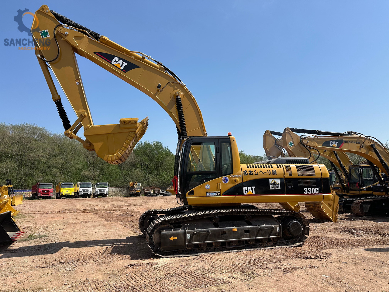 CAT 330CL - Lánctalpas kotró: 4 kép. CAT 330CL - Lánctalpas kotró: 4 kép.
