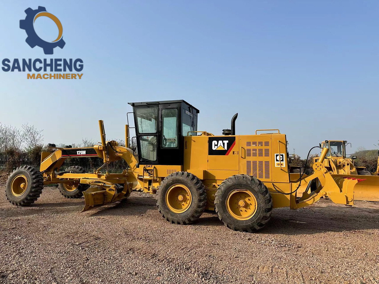 CATERPILLAR 120H - Gréder: 5 kép. CATERPILLAR 120H - Gréder: 5 kép.