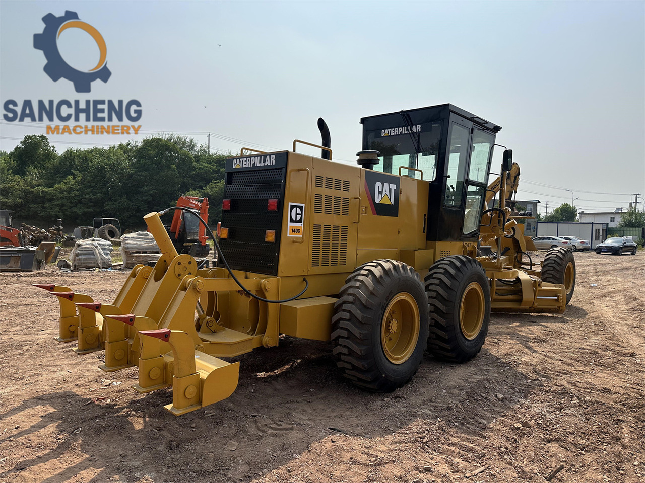CATERPILLAR 140G - Gréder: 4 kép. CATERPILLAR 140G - Gréder: 4 kép.