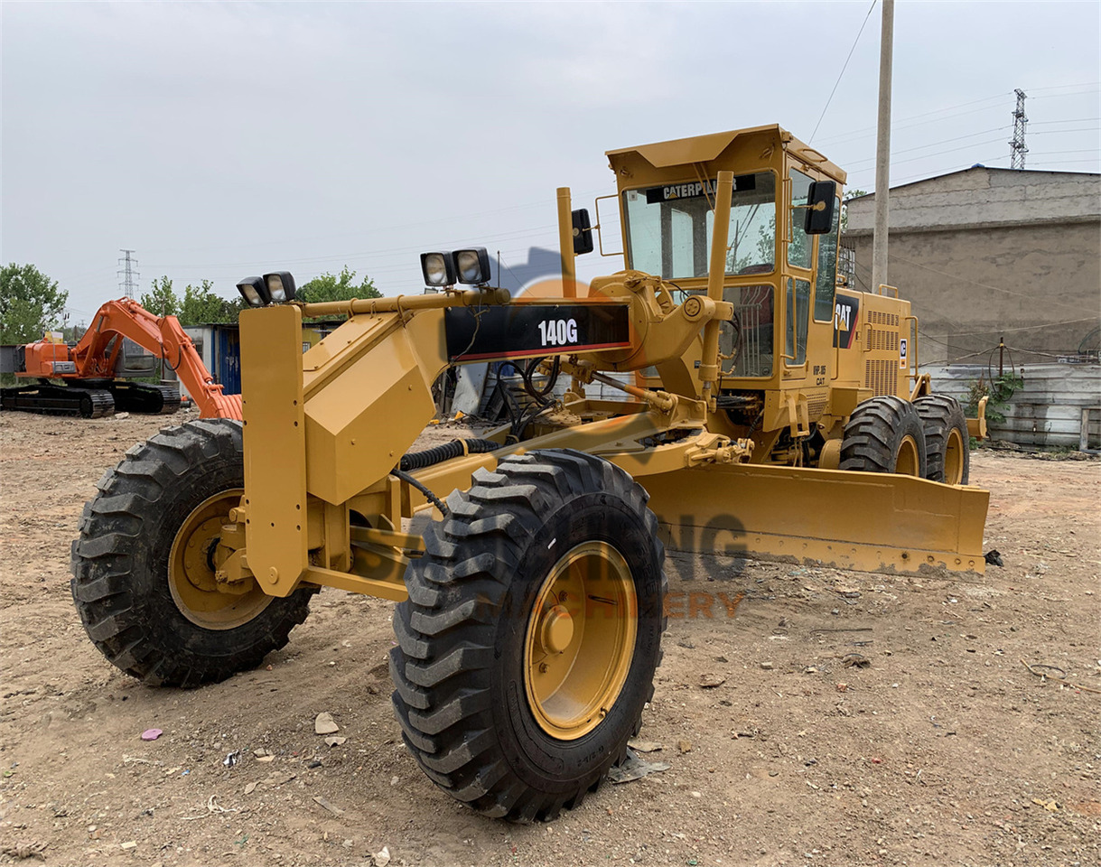 CATERPILLAR 140G - Gréder: 1 kép. CATERPILLAR 140G - Gréder: 1 kép.