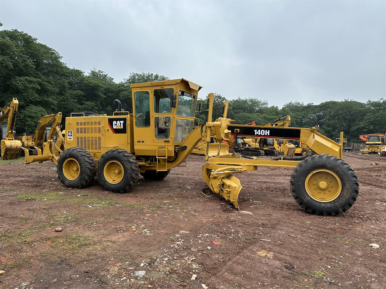 CATERPILLAR 140H - Gréder: 1 kép. CATERPILLAR 140H - Gréder: 1 kép.