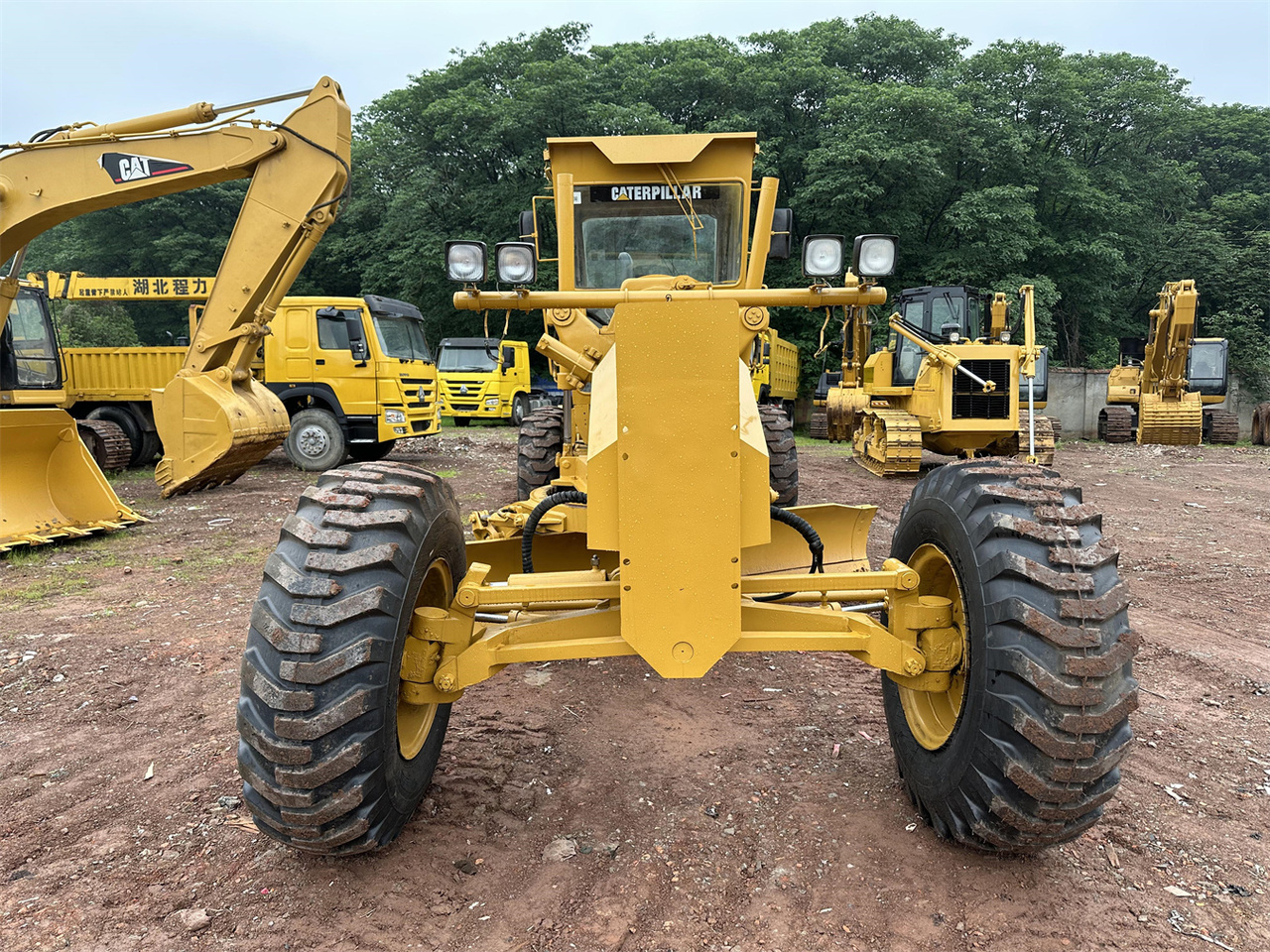 Gréder CATERPILLAR 140H: 7 kép.