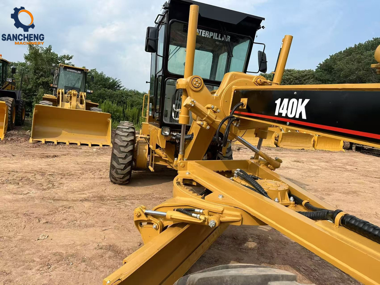 CATERPILLAR 140K - Gréder: 3 kép. CATERPILLAR 140K - Gréder: 3 kép.