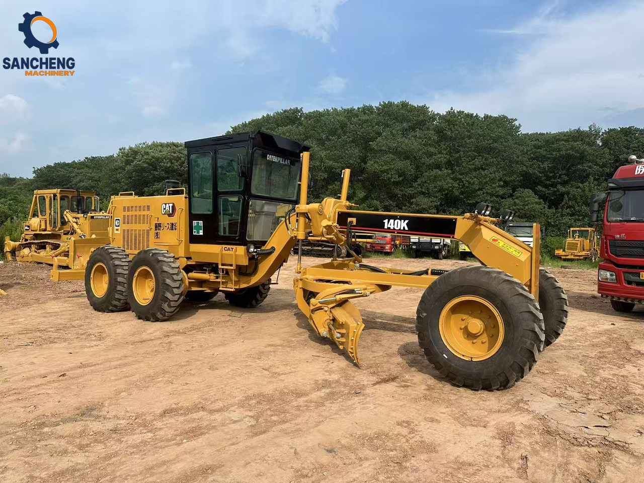 CATERPILLAR 140K motor grader - Gréder: 2 kép. CATERPILLAR 140K motor grader - Gréder: 2 kép.