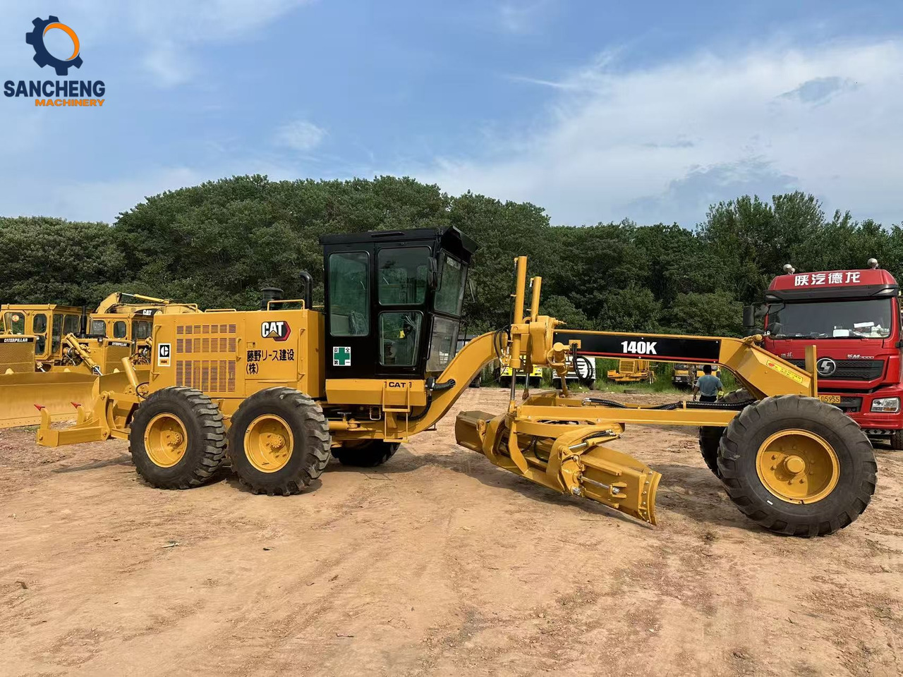 CATERPILLAR 140K motor grader - Gréder: 5 kép. CATERPILLAR 140K motor grader - Gréder: 5 kép.