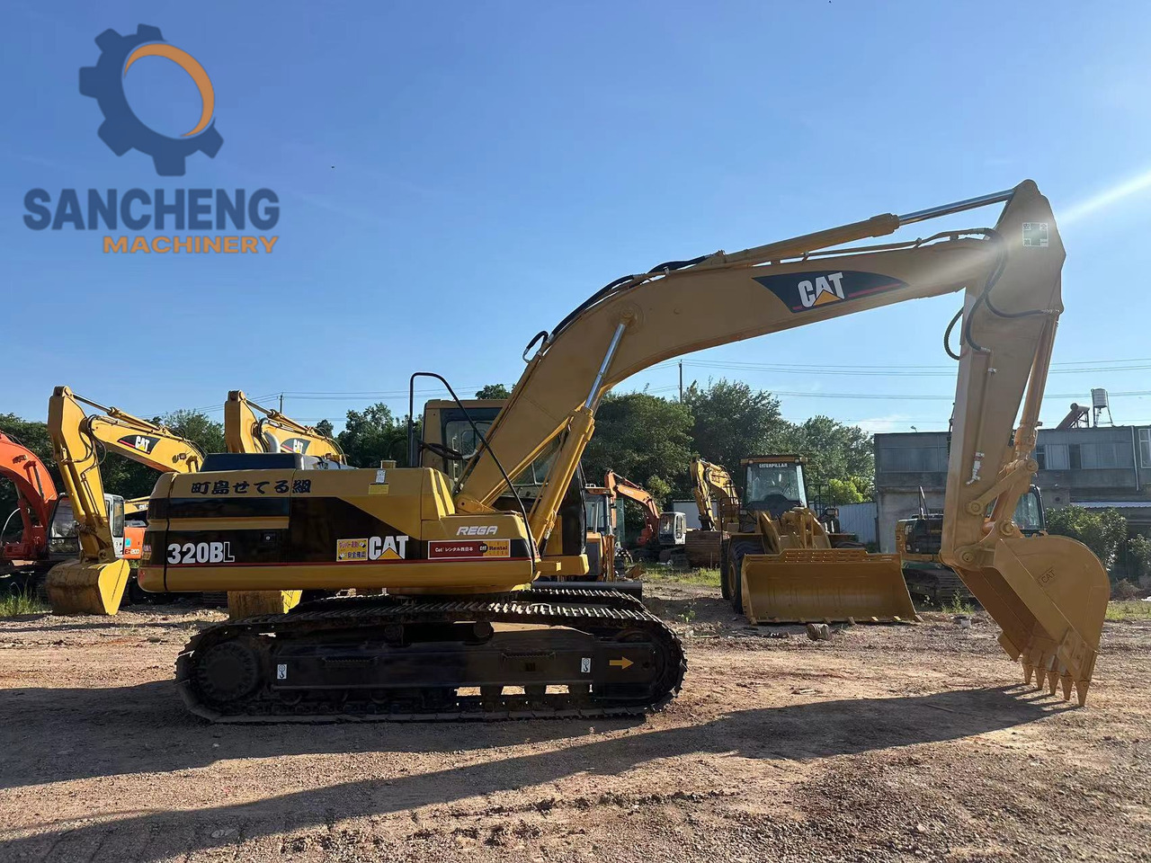 CATERPILLAR 320B - Lánctalpas kotró: 1 kép. CATERPILLAR 320B - Lánctalpas kotró: 1 kép.