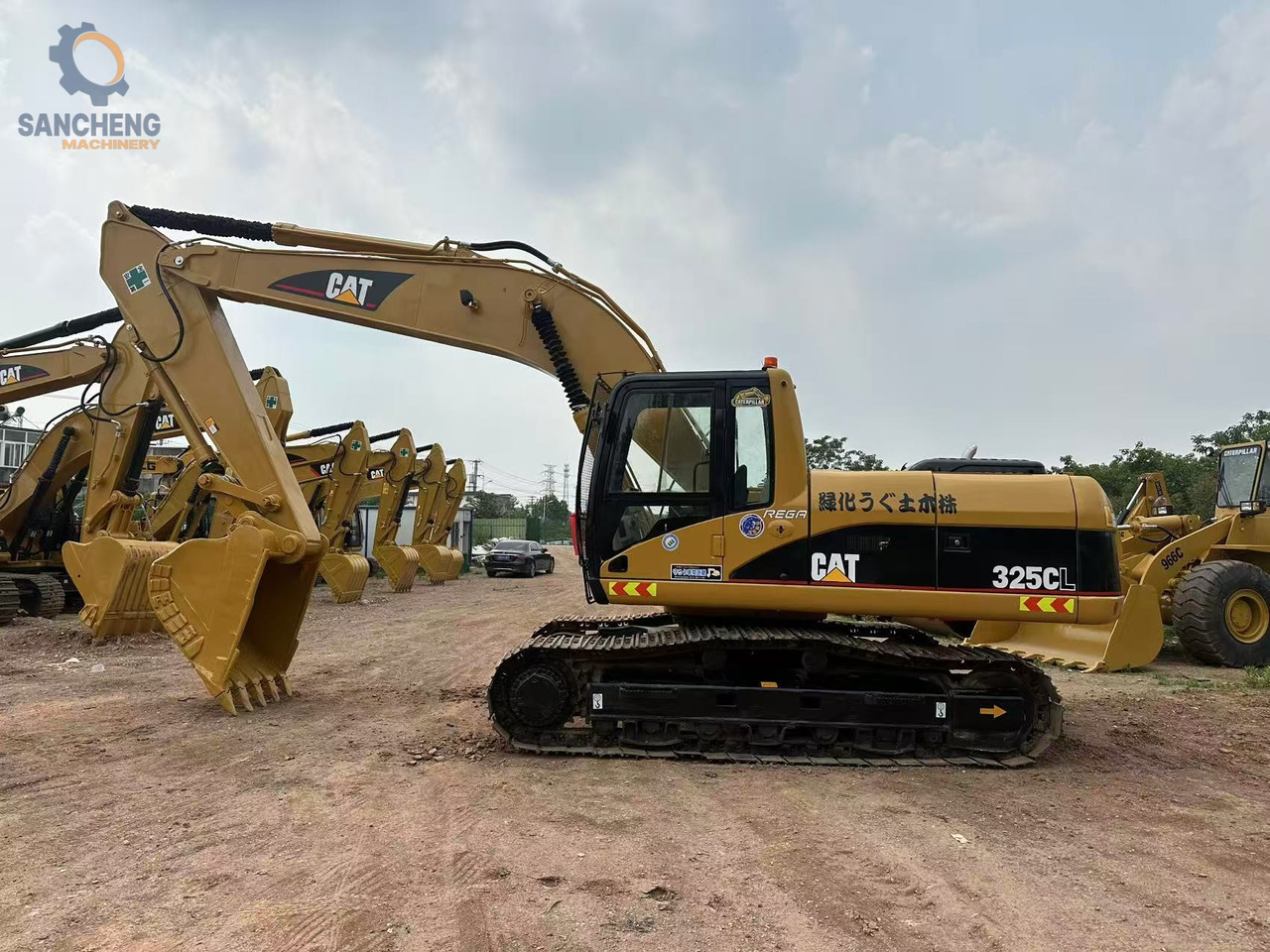 CATERPILLAR 325CL - Lánctalpas kotró: 4 kép. CATERPILLAR 325CL - Lánctalpas kotró: 4 kép.