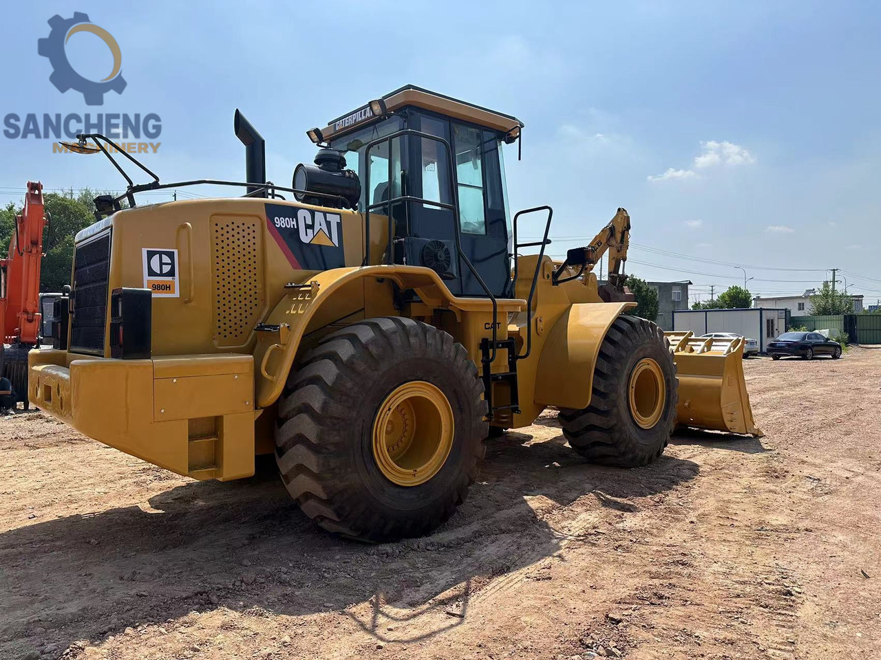 CATERPILLAR 980H - Gumikerekes homlokrakodó: 1 kép. CATERPILLAR 980H - Gumikerekes homlokrakodó: 1 kép.