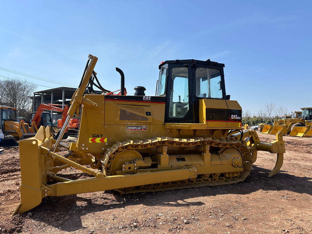 CATERPILLAR D6G bulldozer - Buldózer: 5 kép. CATERPILLAR D6G bulldozer - Buldózer: 5 kép.